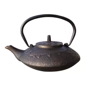 Old Dutch Koi 4.75-Cup Teapot in Black and Copper