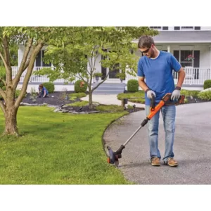 BLACK+DECKER 12 in. 20V MAX Lithium-Ion Cordless 2-in-1 String Grass Trimmer/Lawn Edger with (1) 2.5Ah Battery and Charger Included