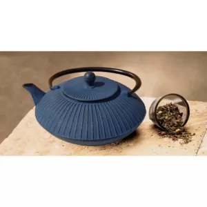 Old Dutch Fidelity 3.32-Cup Teapot in Blue