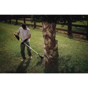 DEWALT 20V MAX Lithium-Ion Cordless String Trimmer and Blower Combo Kit (2-Tool), (1) 4.0Ah Battery and Charger Included