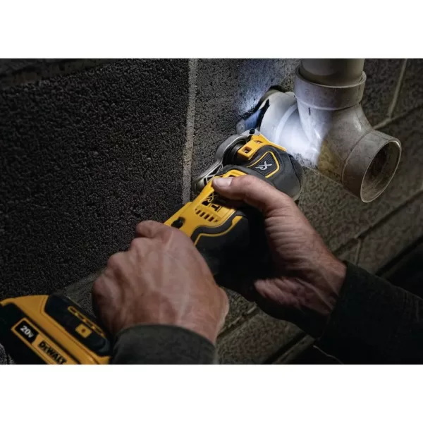DEWALT 20-Volt MAX XR Cordless Brushless 3-Speed Oscillating Multi-Tool with (1) 20-Volt 4.0Ah Battery & Charger